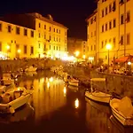Onda Di Porta A Mare * Livorno